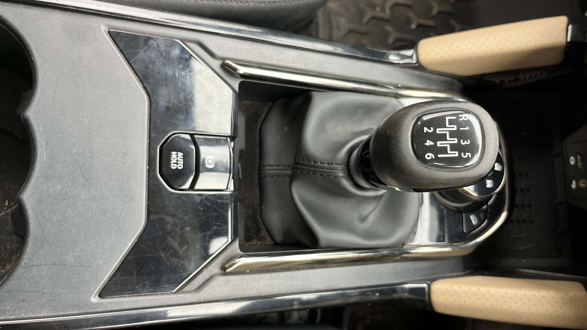 Used 2022 Tata Safari Used 2022 Tata Safari