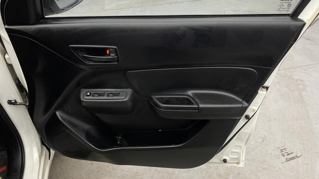 View Maruti Suzuki 1000 Image 32 Used Maruti Suzuki 1000 Image 32