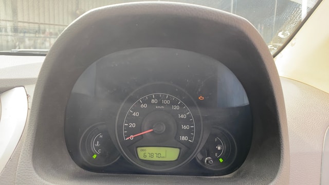 View Hyundai EON Image 33 Used Hyundai EON Image 33