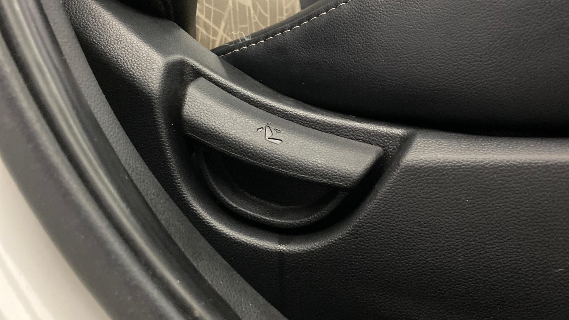 View 2017 Hyundai Grand i10 Sportz 1.2 Kappa Image 18 Used 2017 Hyundai Grand i10 Sportz 1.2 Kappa Image 18