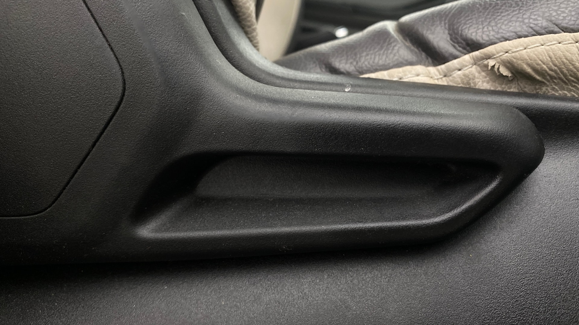 View 2021 Tata Tiago Revotorq XB Image 18 Used 2021 Tata Tiago Revotorq XB Image 18