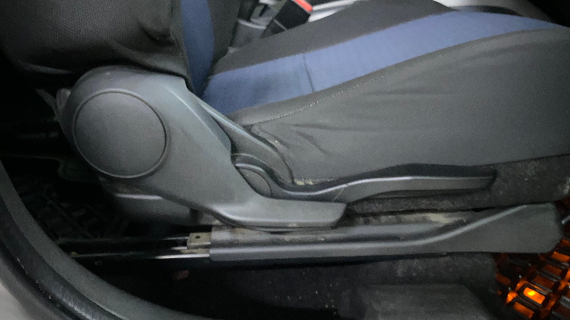 View 2019 Maruti Suzuki 1000 Base Variant Image 10 Used 2019 Maruti Suzuki 1000 Base Variant Image 10