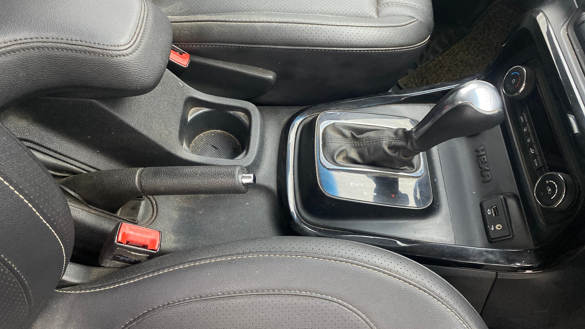 View 2019 Tata Hexa XTA 4X2 Image 40 Used 2019 Tata Hexa XTA 4X2 Image 40