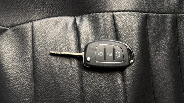 View Hyundai Xcent Image 26 Used Hyundai Xcent Image 26