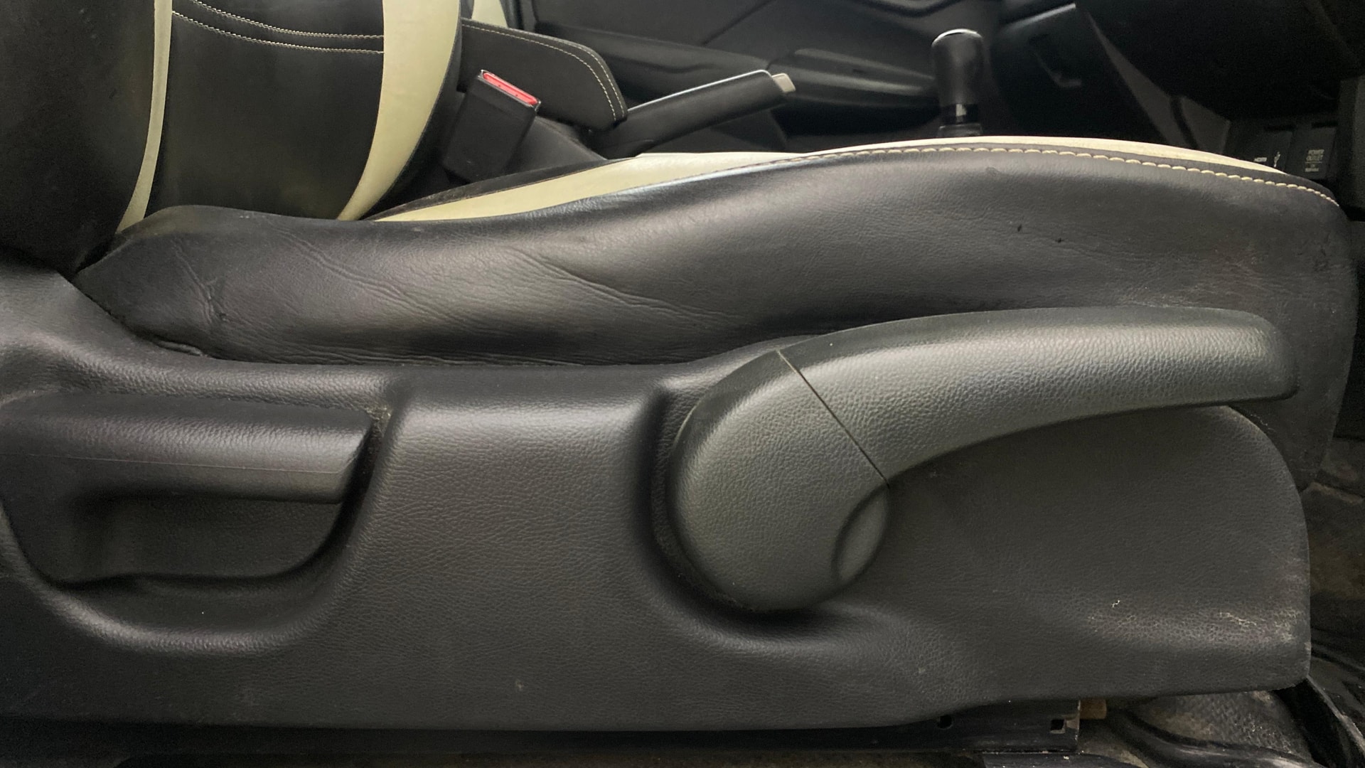 View 2017 Honda WR-V S MT Diesel Edge Edition Image 19 Used 2017 Honda WR-V S MT Diesel Edge Edition Image 19