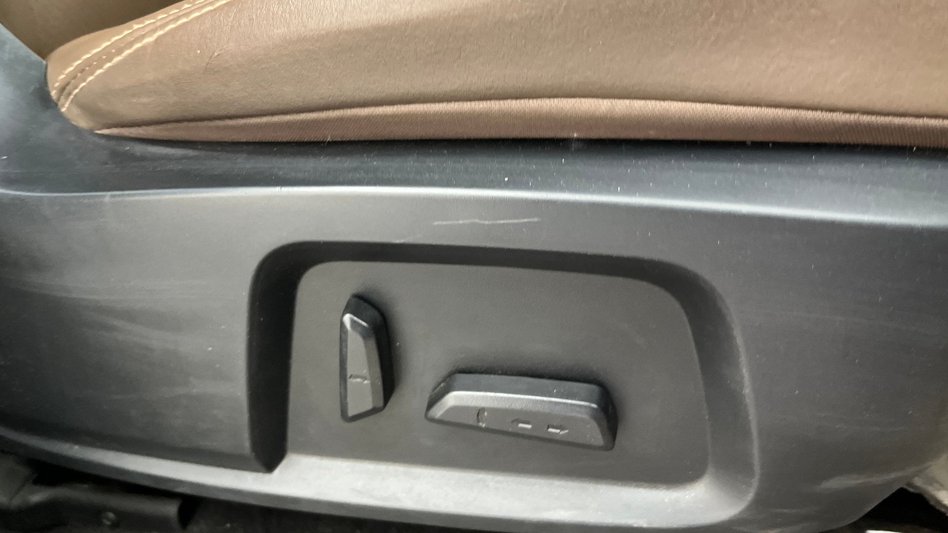View 2021 Tata Harrier XE Image 11 Used 2021 Tata Harrier XE Image 11