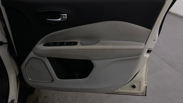 View Jeep Compass Image 33 Used Jeep Compass Image 33