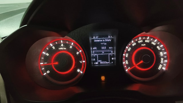 View Mahindra XUV300 Image 21 Used Mahindra XUV300 Image 21