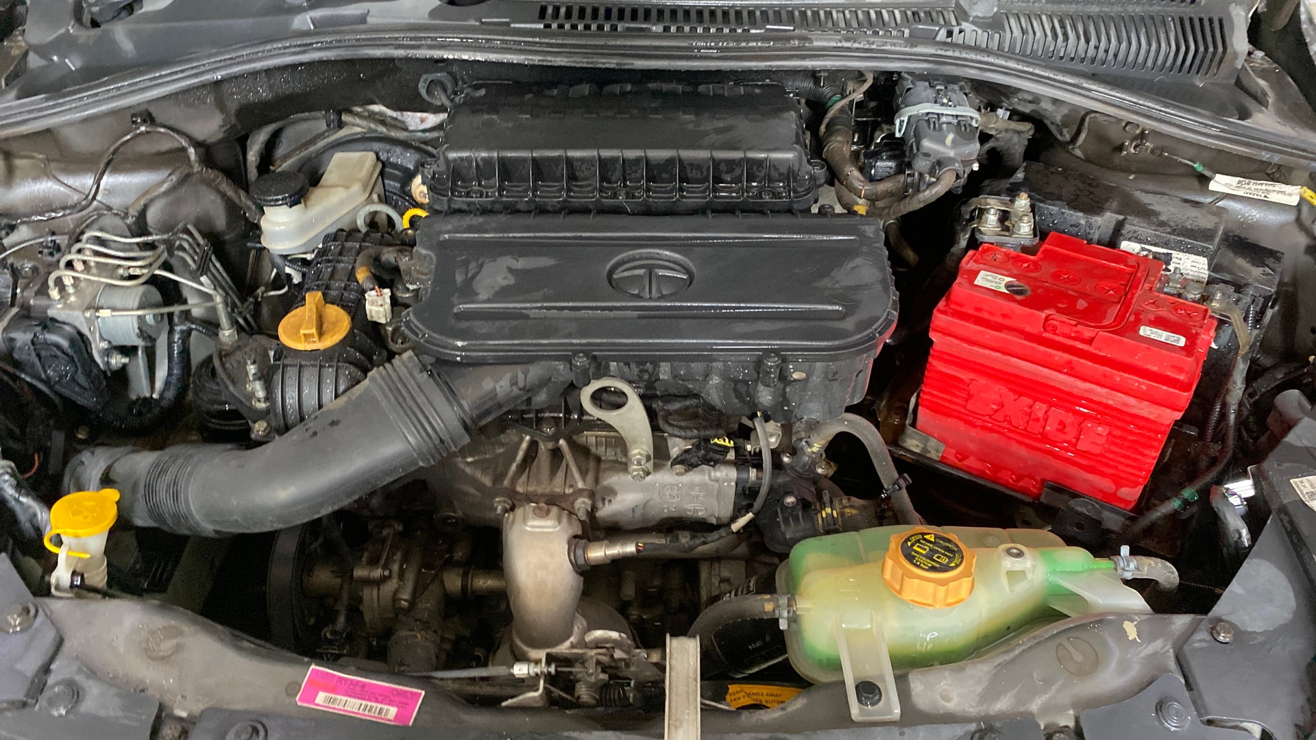 View 2020 Tata Tigor XE Diesel Image 42 Used 2020 Tata Tigor XE Diesel Image 42
