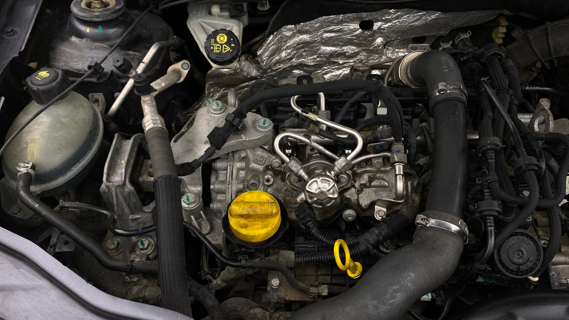 View 2021 Renault Duster 1.3L Turbo Petrol RXZ Image 3 Used 2021 Renault Duster 1.3L Turbo Petrol RXZ Image 3