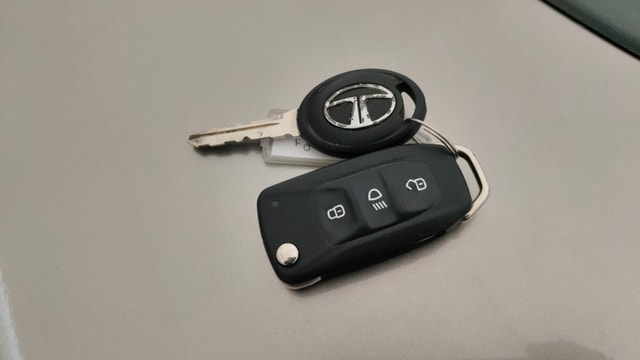 View Tata Tigor Image 27 Used Tata Tigor Image 27