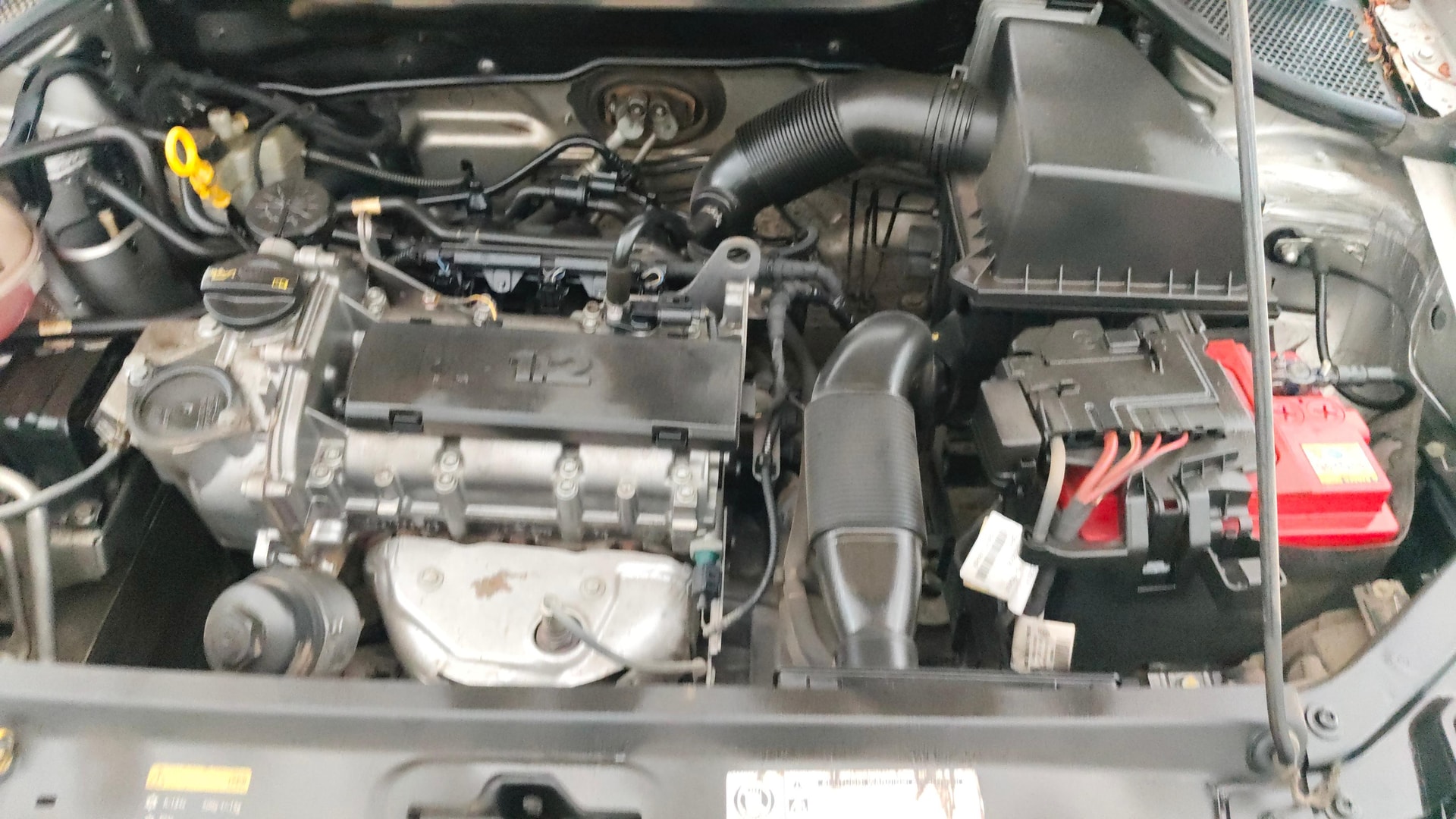 View 2016 Volkswagen Ameo 1.2L MPI Petrol Comfortline Image 13 Used 2016 Volkswagen Ameo 1.2L MPI Petrol Comfortline Image 13