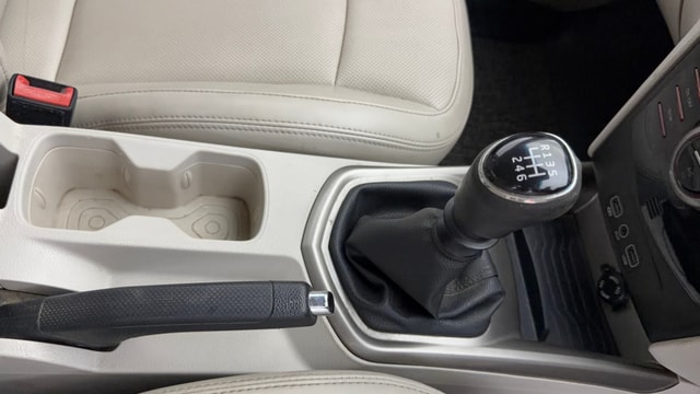 View Mahindra XUV300 Image 40 Used Mahindra XUV300 Image 40