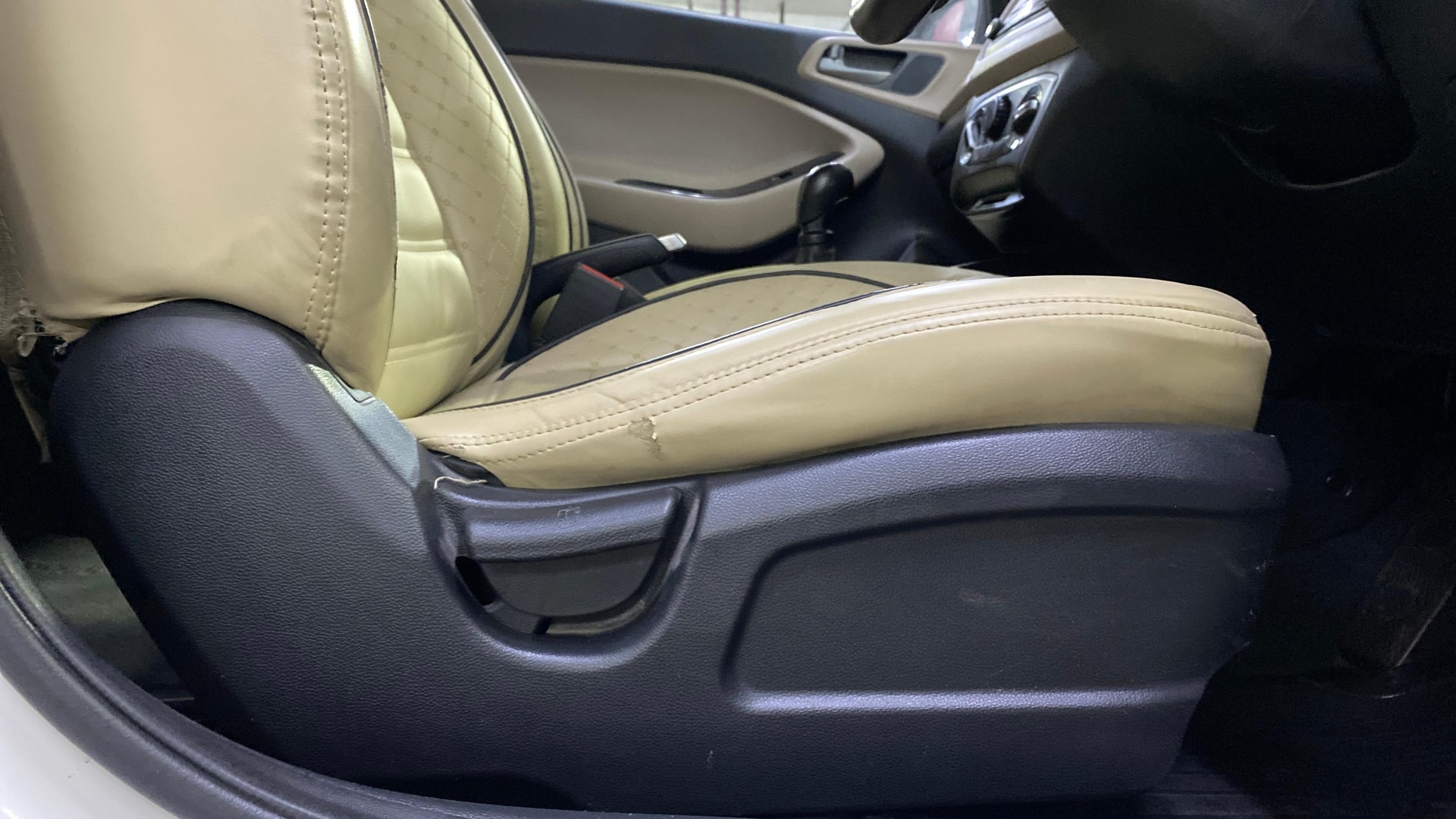 View 2016 Hyundai Elite i20 Magna 1.2 Image 18 Used 2016 Hyundai Elite i20 Magna 1.2 Image 18