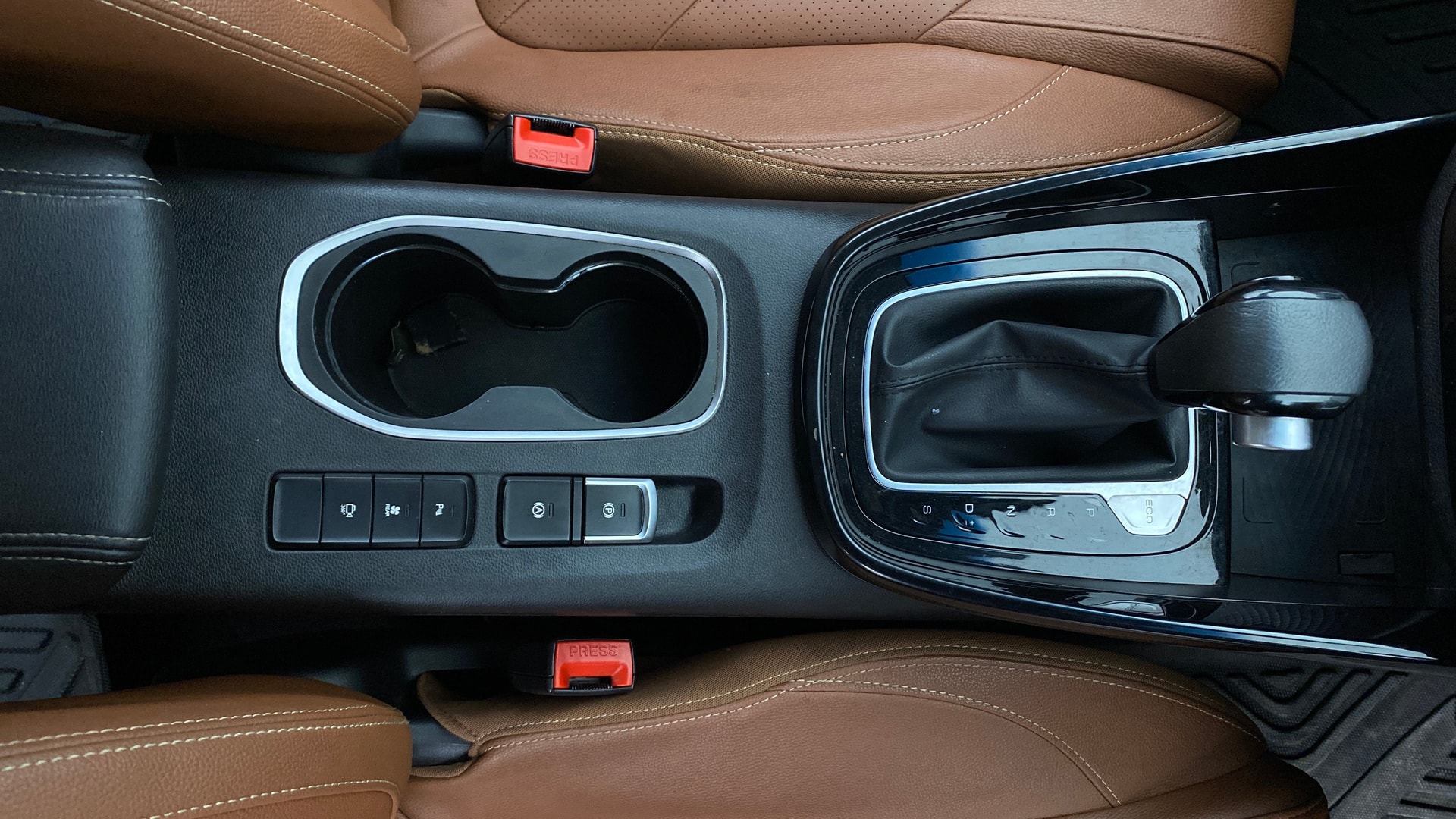 View 2021 MG Hector Plus Sharp CVT Petrol Image 44 Used 2021 MG Hector Plus Sharp CVT Petrol Image 44
