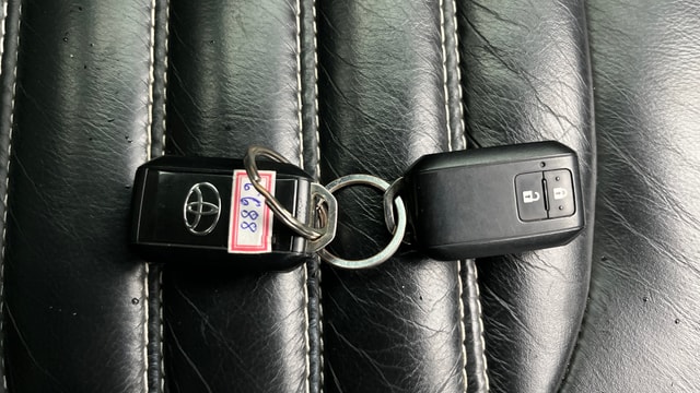 View Toyota Urban Cruiser Hyryder Image 19 Used Toyota Urban Cruiser Hyryder Image 19
