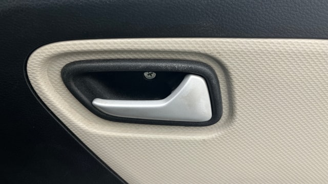 View Maruti Suzuki 1000 Image 33 Used Maruti Suzuki 1000 Image 33