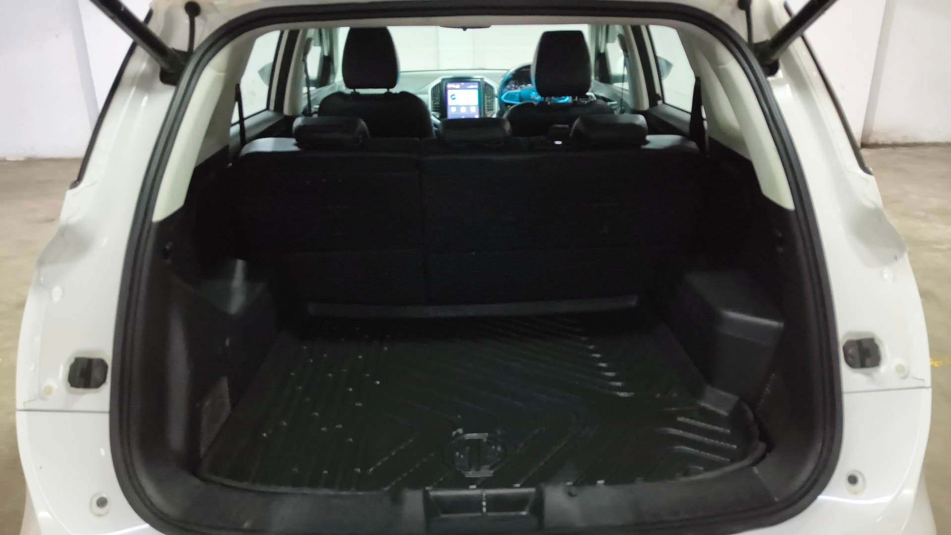 View 2020 MG Hector Sharp Diesel Image 11 Used 2020 MG Hector Sharp Diesel Image 11
