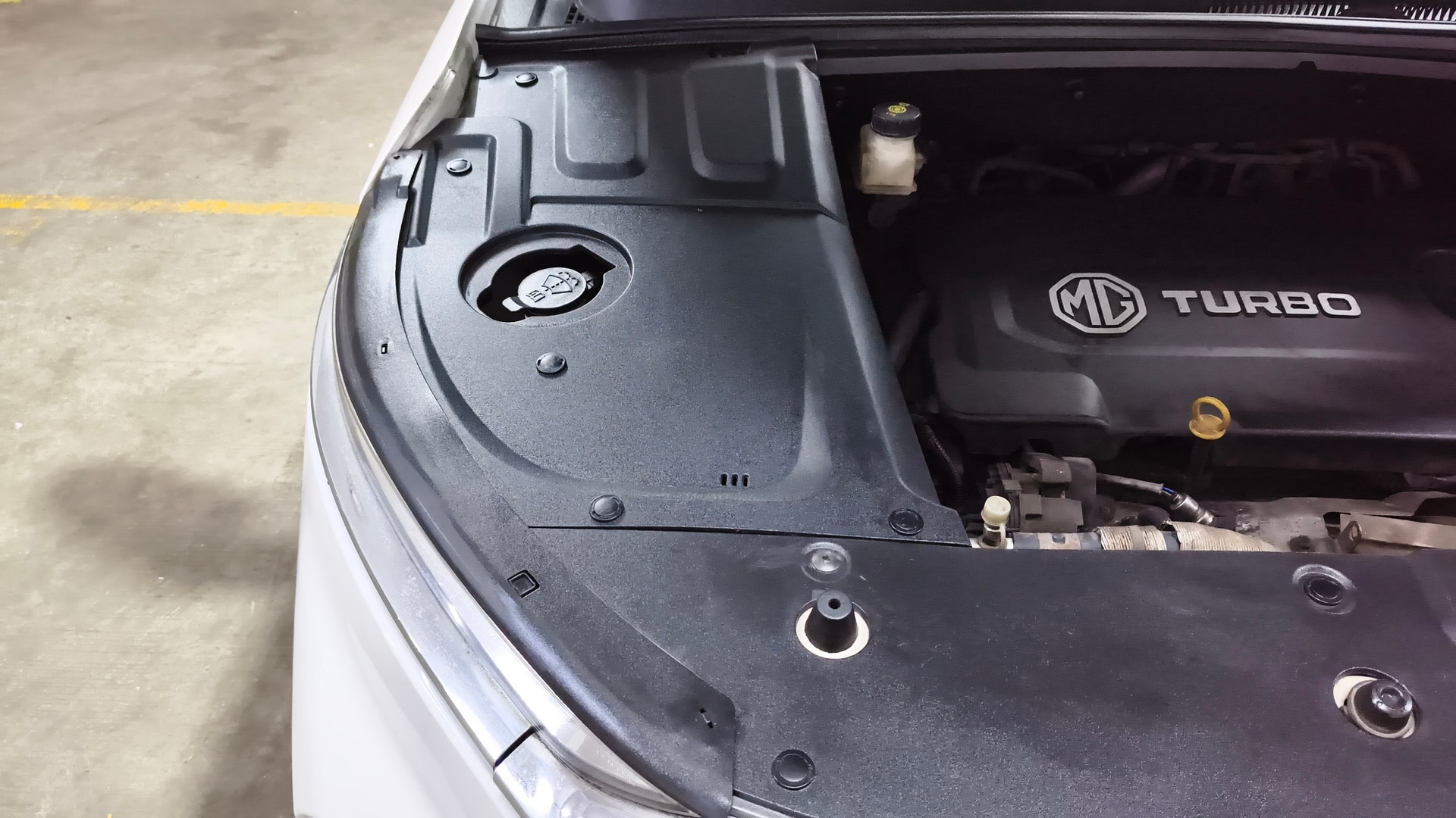 View 2020 MG Hector Sharp Diesel Image 4 Used 2020 MG Hector Sharp Diesel Image 4