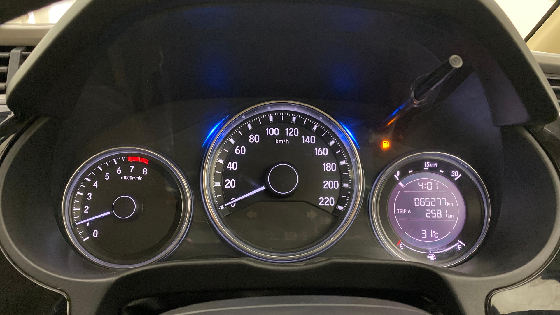 View 2018 Honda City ZX MT Diesel Anniversary Edition Image 34 Used 2018 Honda City ZX MT Diesel Anniversary Edition Image 34
