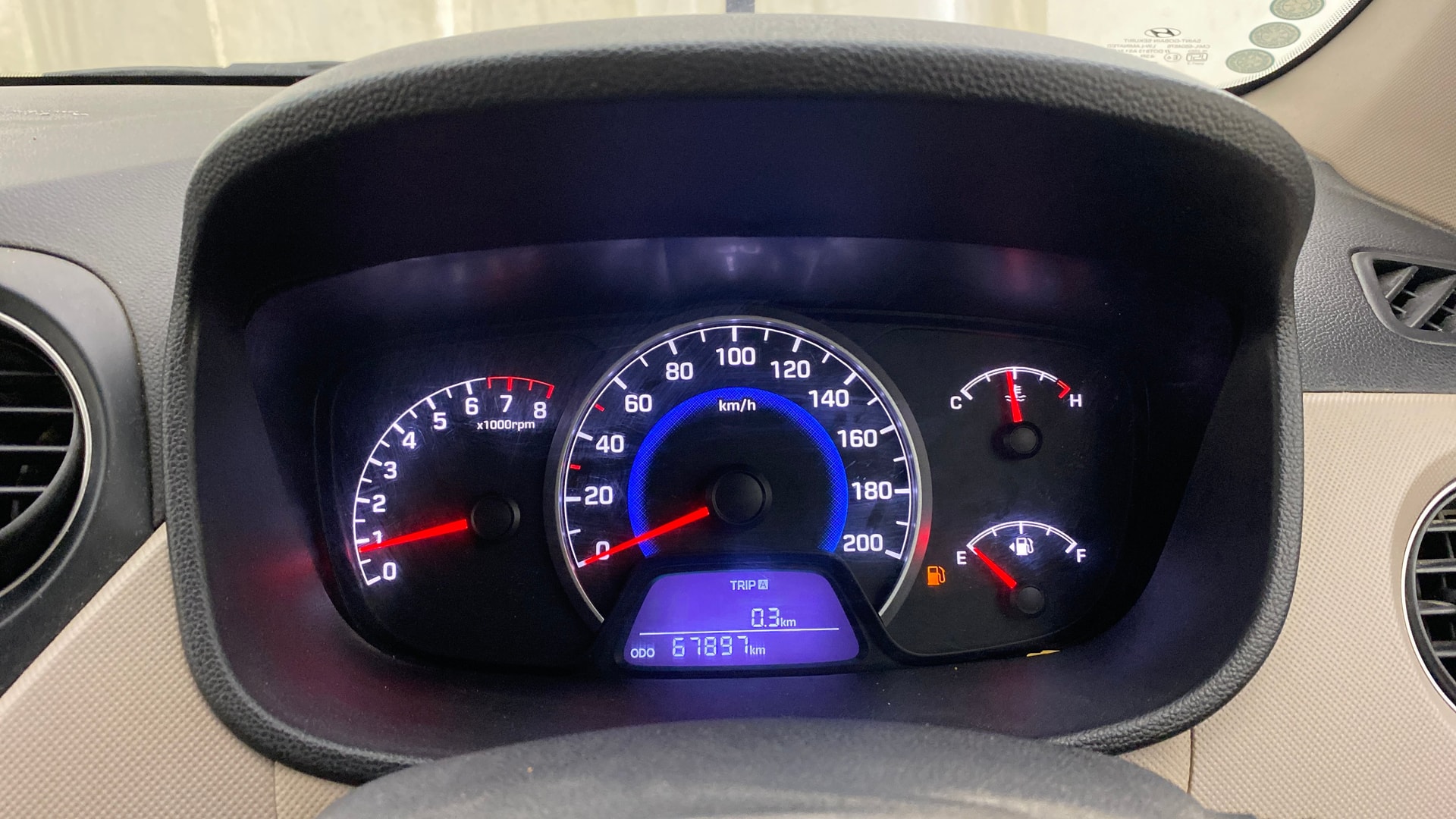 View 2016 Hyundai Grand i10 Sportz 1.2 Kappa Image 33 Used 2016 Hyundai Grand i10 Sportz 1.2 Kappa Image 33