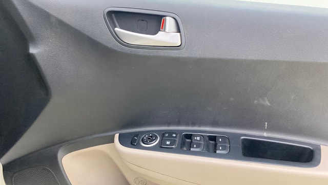 View Hyundai Grand i10 Image 32 Used Hyundai Grand i10 Image 32
