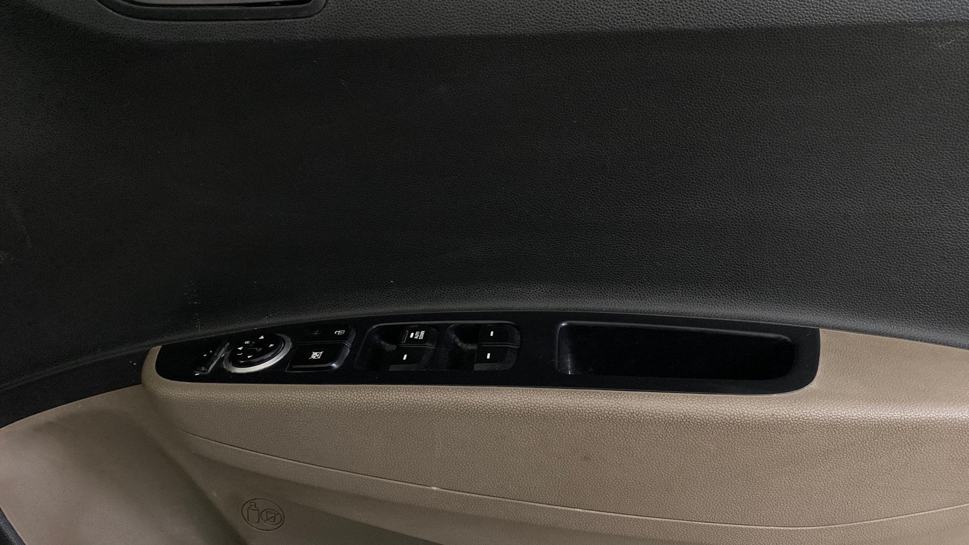View 2014 Hyundai Xcent S Petrol Image 32 Used 2014 Hyundai Xcent S Petrol Image 32