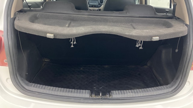 View Hyundai Grand i10 Image 10 Used Hyundai Grand i10 Image 10