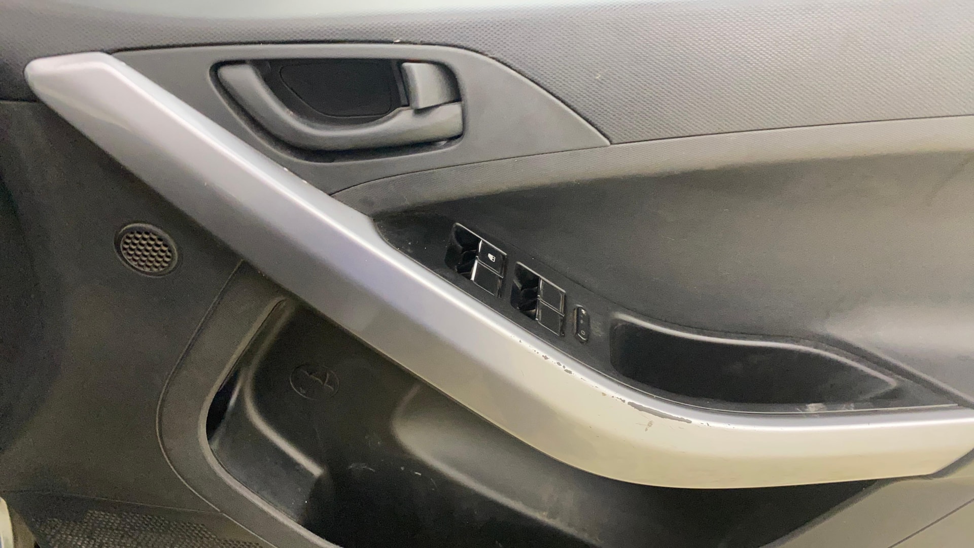 View 2022 Tata Nexon Revotron XE Image 33 Used 2022 Tata Nexon Revotron XE Image 33