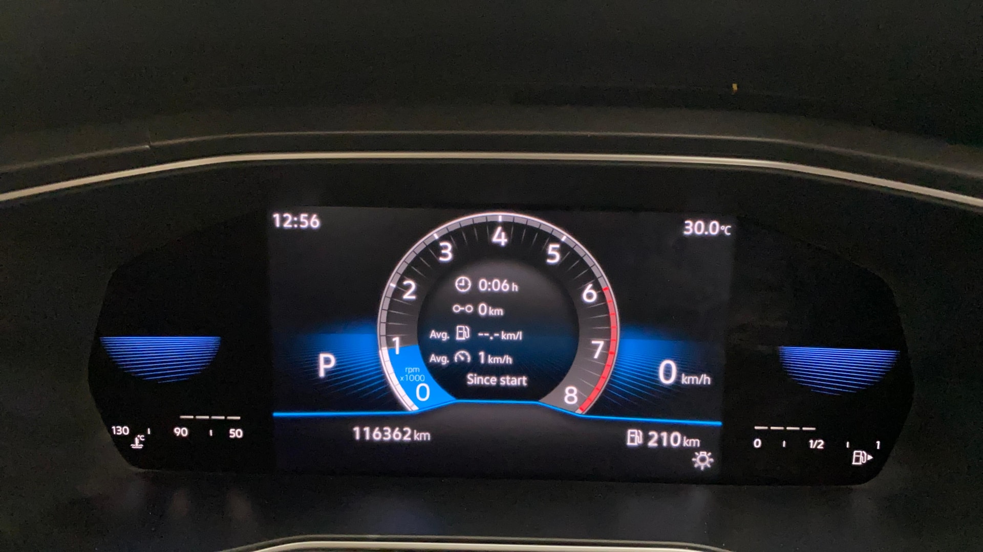 View 2022 Volkswagen Taigun 1.0 TSI Topline AT Image 21 Used 2022 Volkswagen Taigun 1.0 TSI Topline AT Image 21