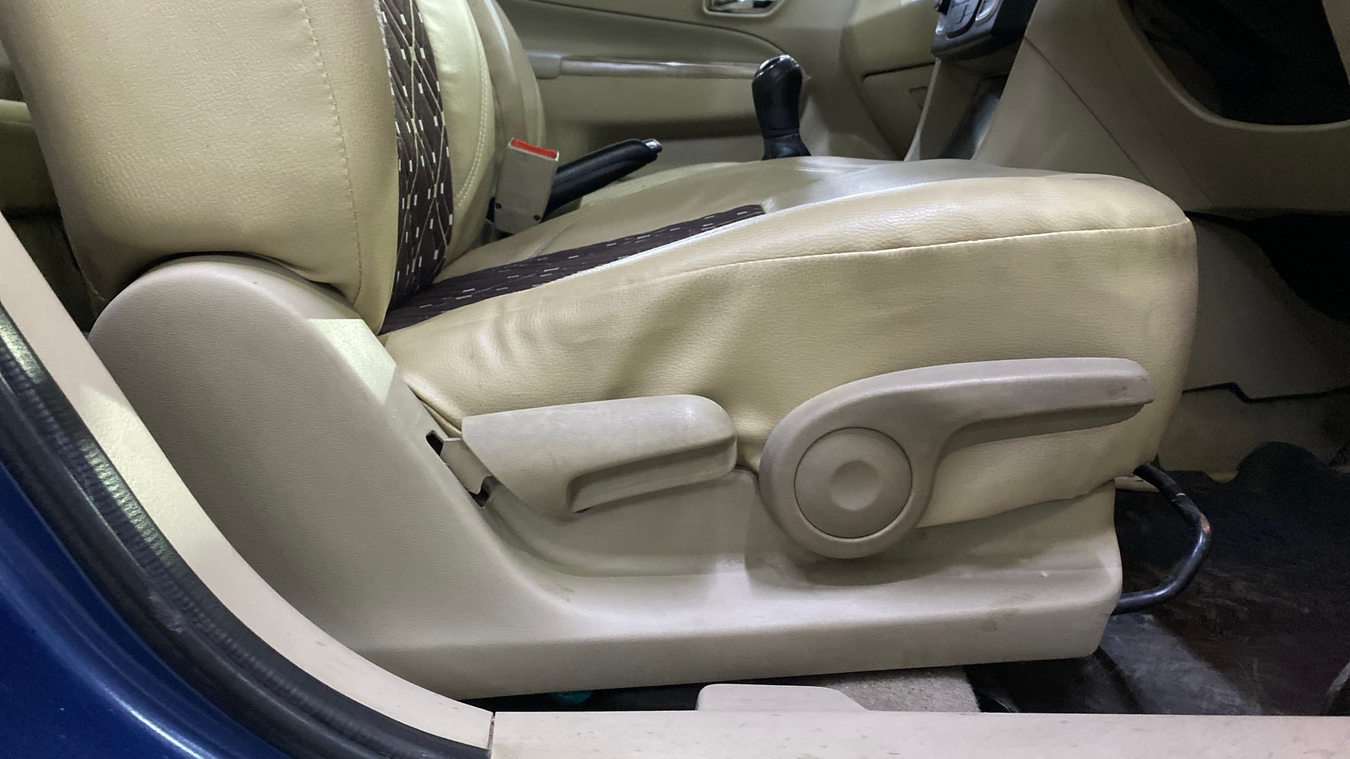 View 2018 Maruti Suzuki 1000 Base Variant Image 19 Used 2018 Maruti Suzuki 1000 Base Variant Image 19
