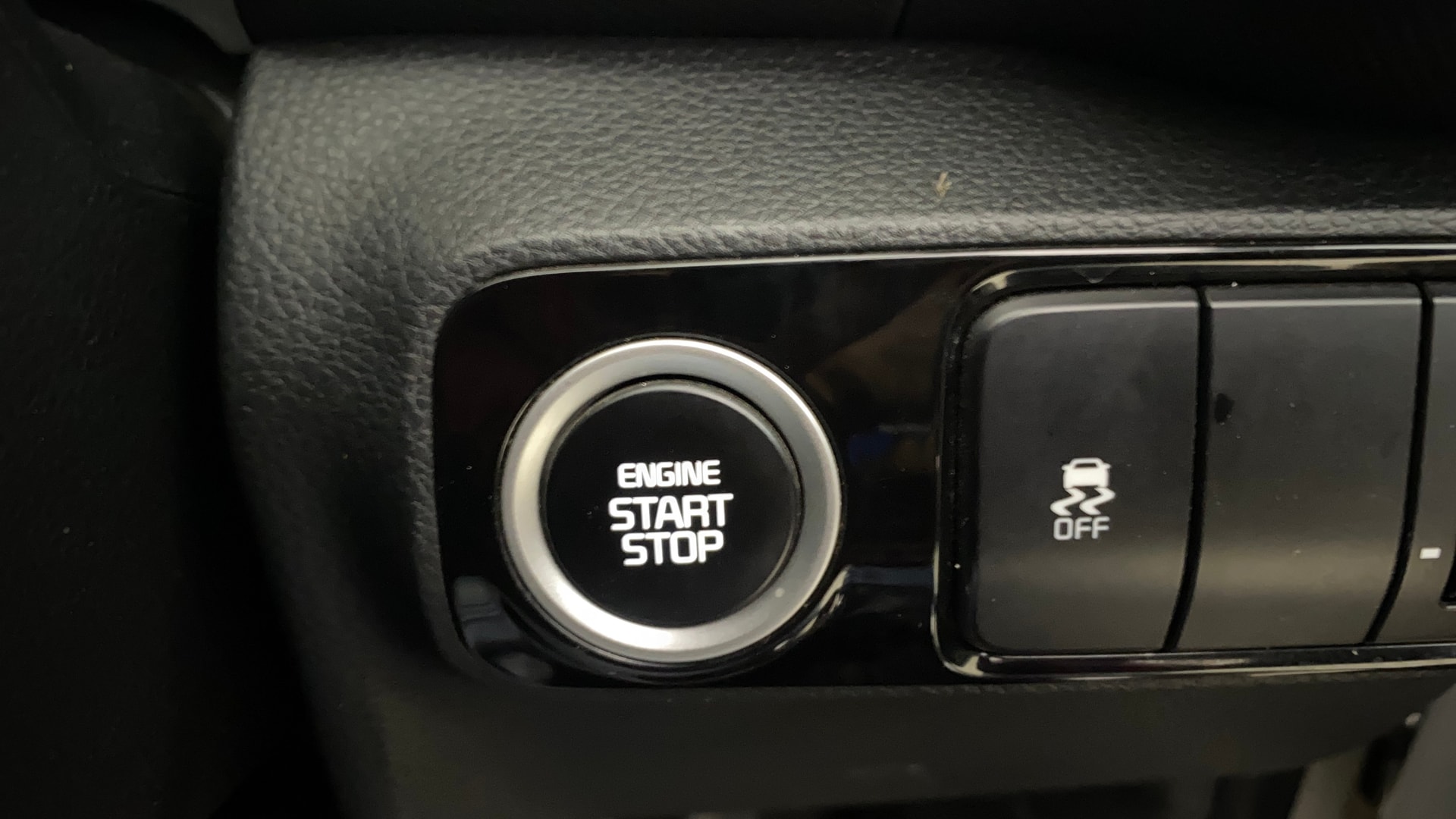 View 2023 Kia Sonet HTK Plus iMT Petrol Image 39 Used 2023 Kia Sonet HTK Plus iMT Petrol Image 39