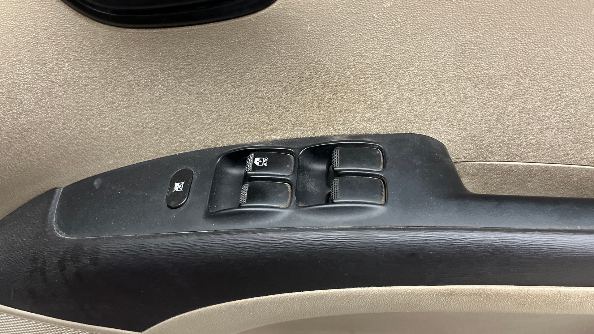 View 2014 Hyundai i10 1.1 Magna Image 36 Used 2014 Hyundai i10 1.1 Magna Image 36
