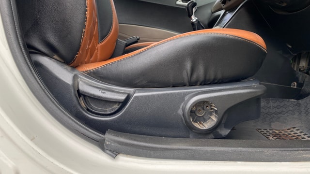 View Hyundai Xcent Image 20 Used Hyundai Xcent Image 20