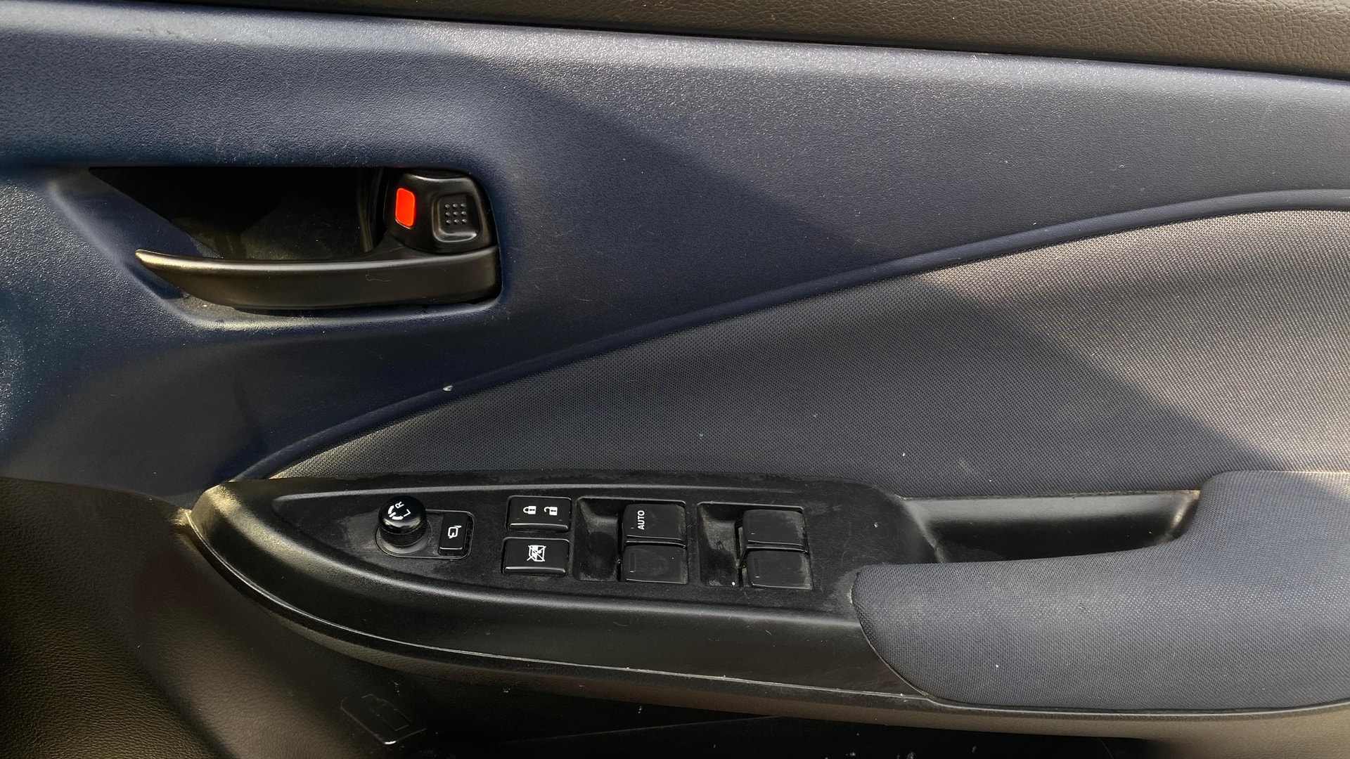View 2022 Maruti Suzuki 1000 Base Variant Image 33 Used 2022 Maruti Suzuki 1000 Base Variant Image 33