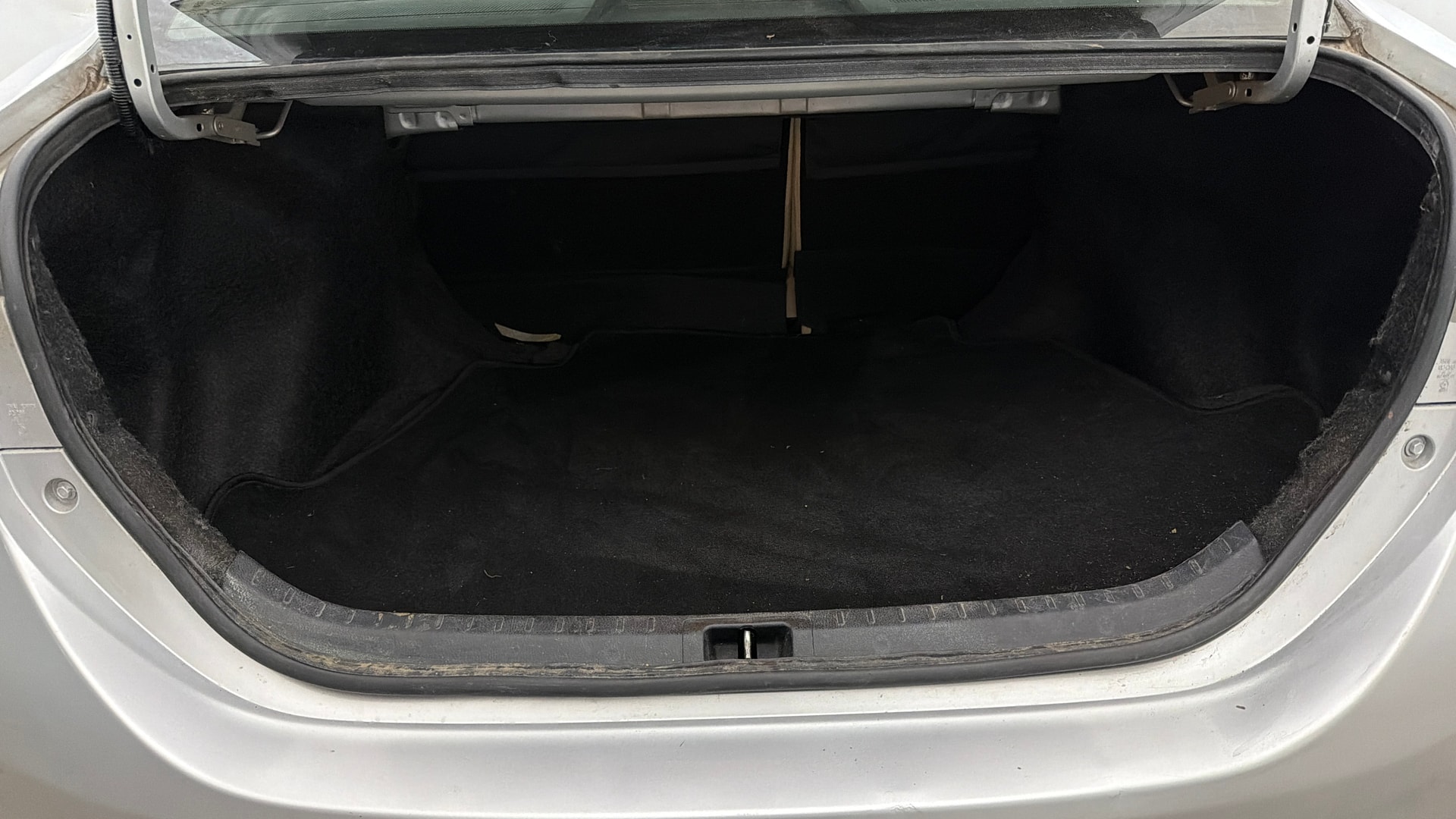 View 2014 Toyota Corolla Altis 1.8 GL Image 10 Used 2014 Toyota Corolla Altis 1.8 GL Image 10