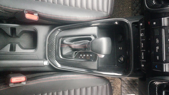View Kia Sonet Image 43 Used Kia Sonet Image 43