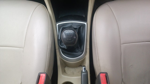 View Hyundai Fluidic Verna Image 39 Used Hyundai Fluidic Verna Image 39