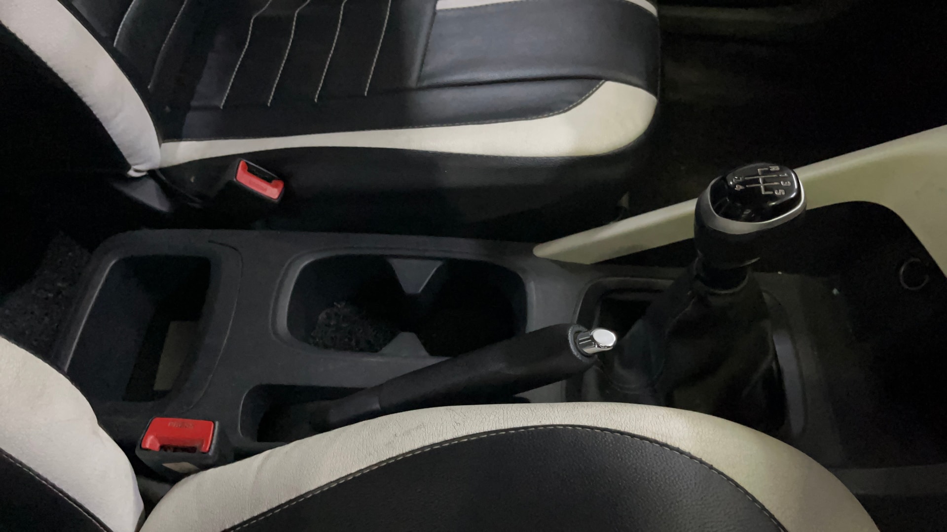 Used 2022 Nissan Magnite Used 2022 Nissan Magnite