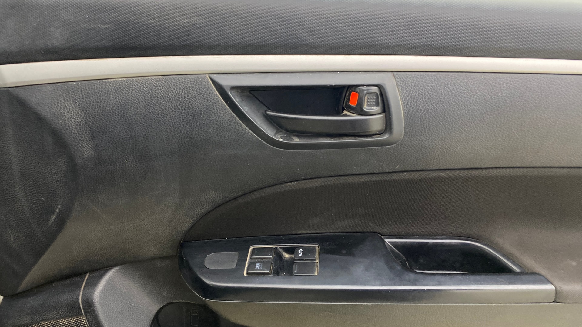 View 2017 Maruti Suzuki 1000 Base Variant Image 32 Used 2017 Maruti Suzuki 1000 Base Variant Image 32