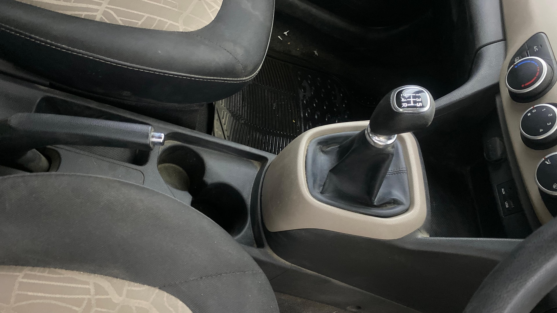 Used 2015 Hyundai Grand i10 Used 2015 Hyundai Grand i10
