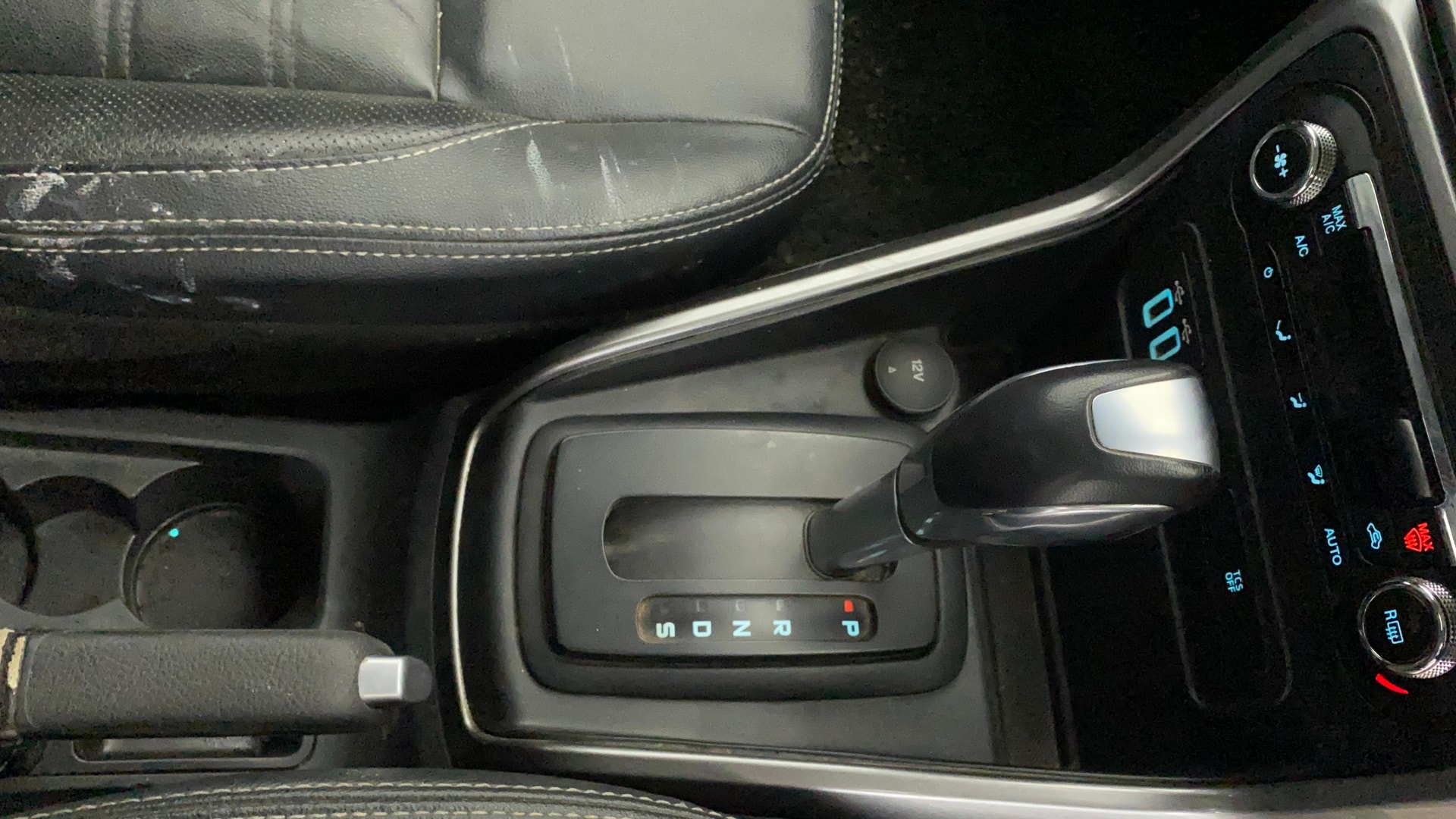 View 2019 Ford EcoSport 1.5 TDCi Diesel Ambiente BS IV Image 39 Used 2019 Ford EcoSport 1.5 TDCi Diesel Ambiente BS IV Image 39