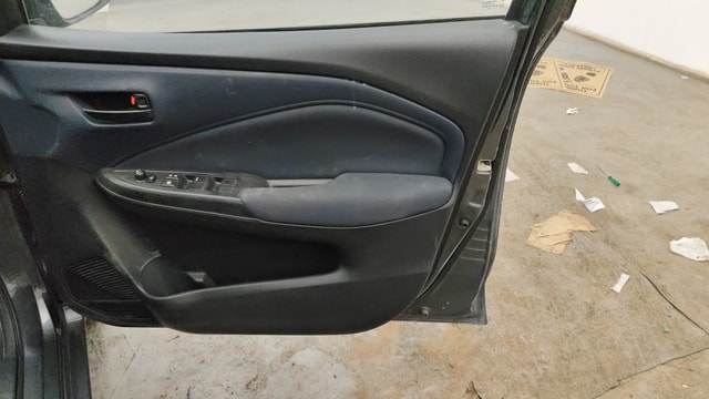 View Maruti Suzuki 1000 Image 32 Used Maruti Suzuki 1000 Image 32