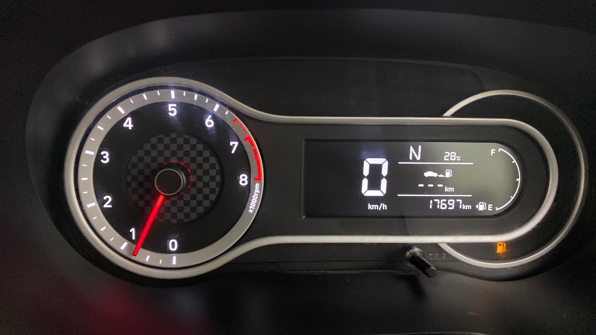 View 2022 Hyundai Grand i10 Nios Sportz Petrol AMT Image 20 Used 2022 Hyundai Grand i10 Nios Sportz Petrol AMT Image 20