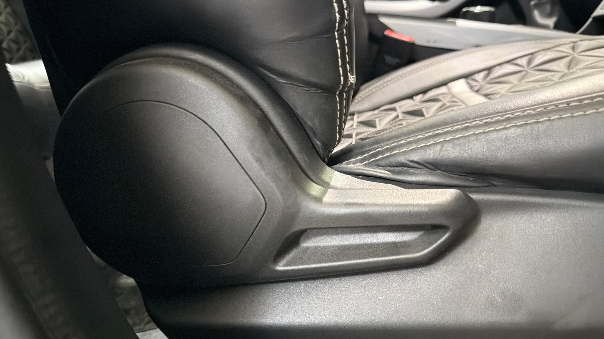 View 2021 Tata Nexon Revotron XE Image 18 Used 2021 Tata Nexon Revotron XE Image 18