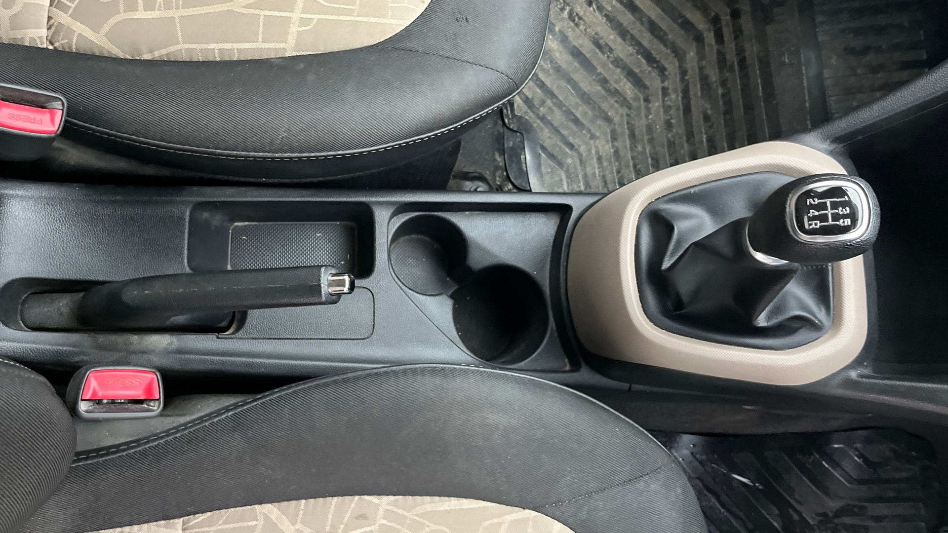 View 2018 Hyundai Grand i10 1.2 Asta Petrol Image 40 Used 2018 Hyundai Grand i10 1.2 Asta Petrol Image 40
