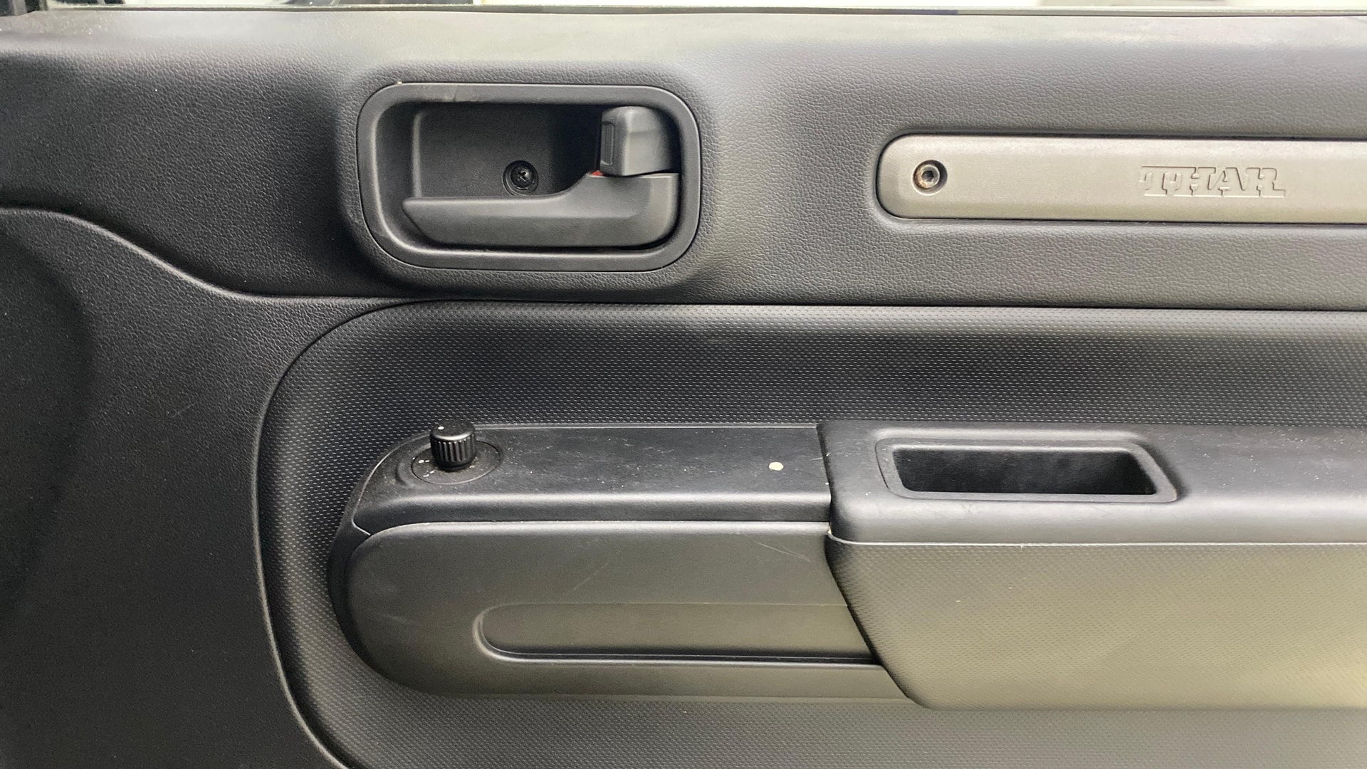View 2021 Mahindra Thar AX Standard Manual Soft Top 6 Seater Image 31 Used 2021 Mahindra Thar AX Standard Manual Soft Top 6 Seater Image 31