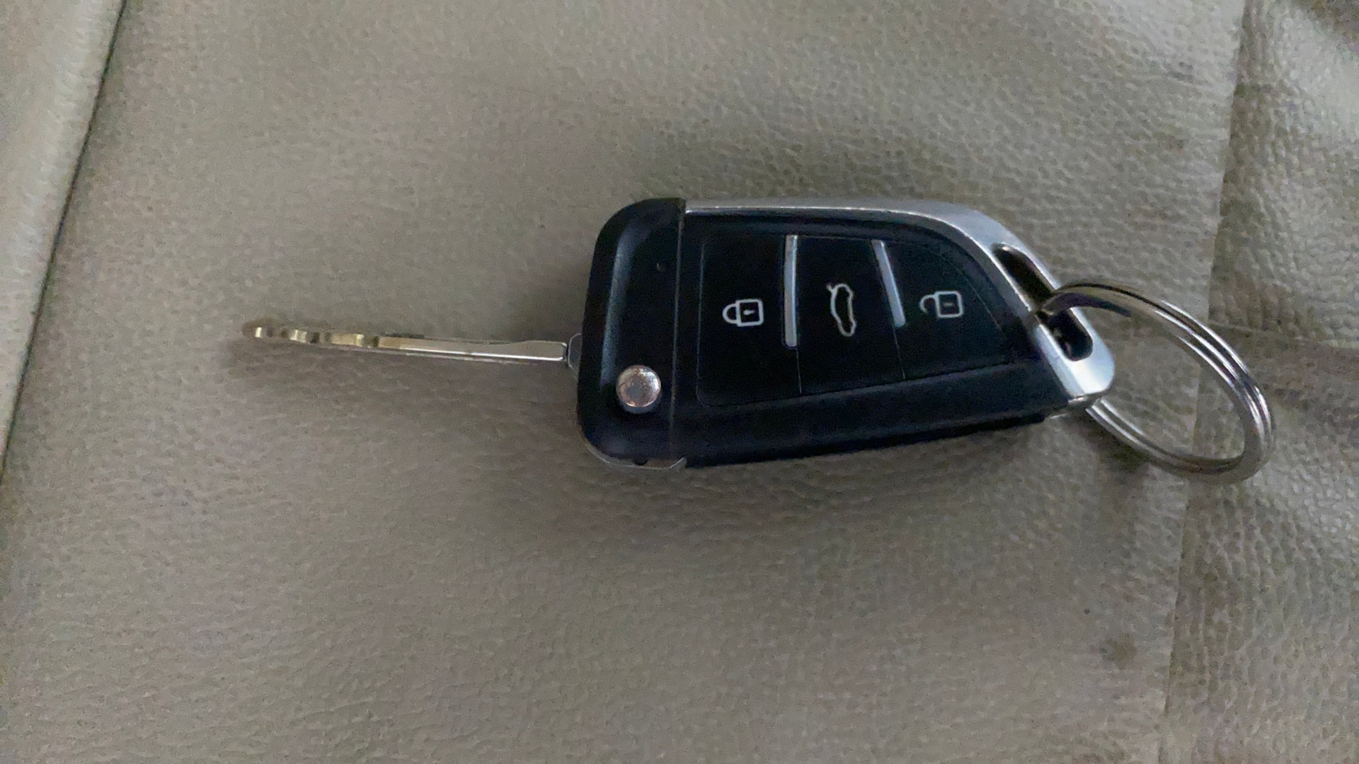 View 2019 Hyundai New Santro D-Lite Petrol Image 20 Used 2019 Hyundai New Santro D-Lite Petrol Image 20