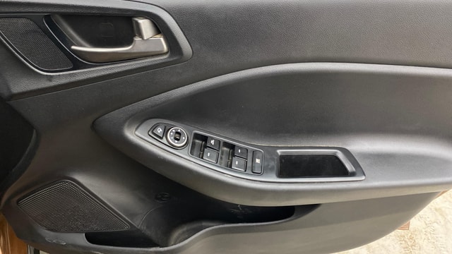 View Hyundai i20 Active Image 38 Used Hyundai i20 Active Image 38