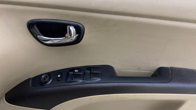 View Hyundai i10 Image 32 Used Hyundai i10 Image 32